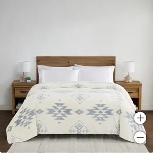 Pendleton king blanket